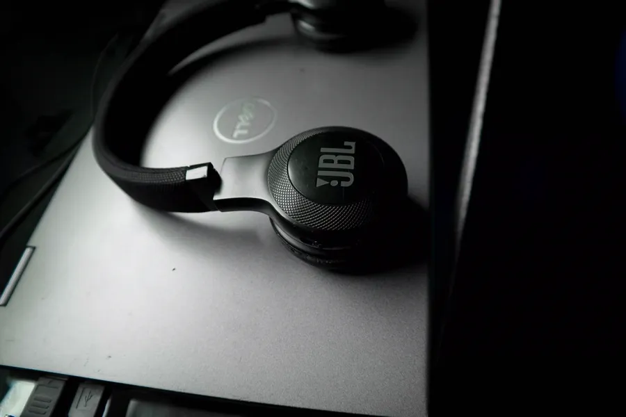 Auriculares JBL Tune en Dénia