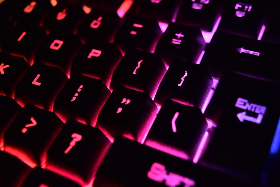 Teclado gaming retroiluminado USB