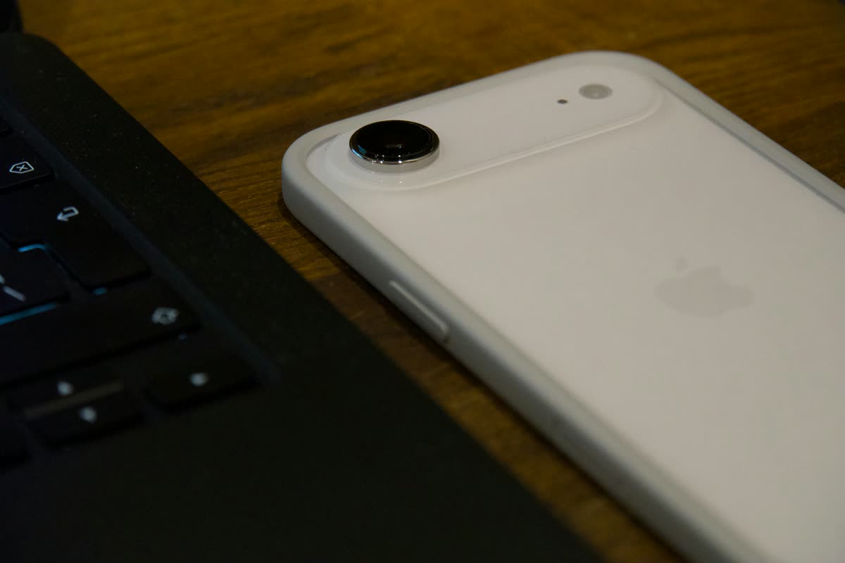 Móvil reparado con pantalla nueva